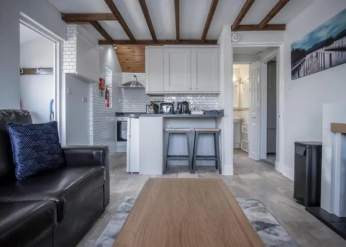 Honeysuckle Cottage - 1 Bedroom Cottage - Amroth