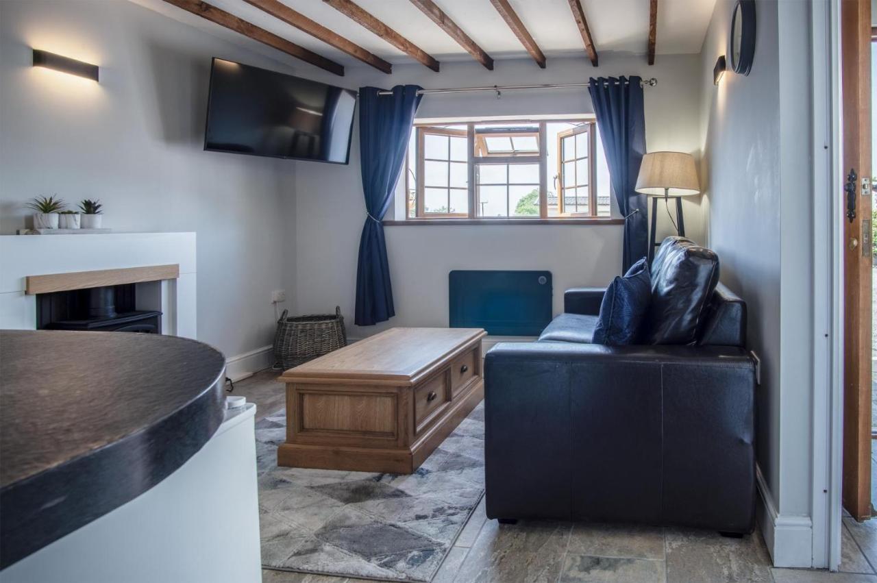 Honeysuckle - 1 Bedroom - * Amroth