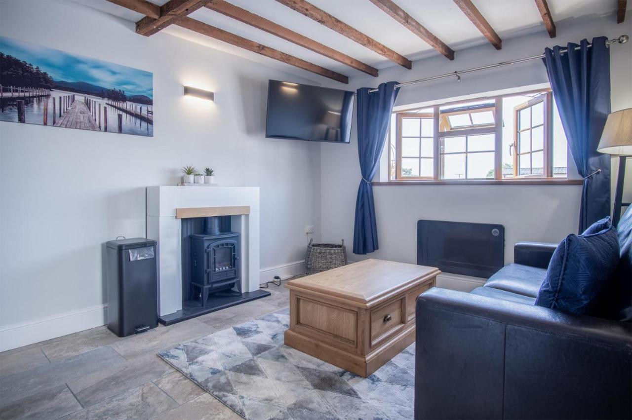 Honeysuckle - 1 Bedroom - Holiday home Amroth